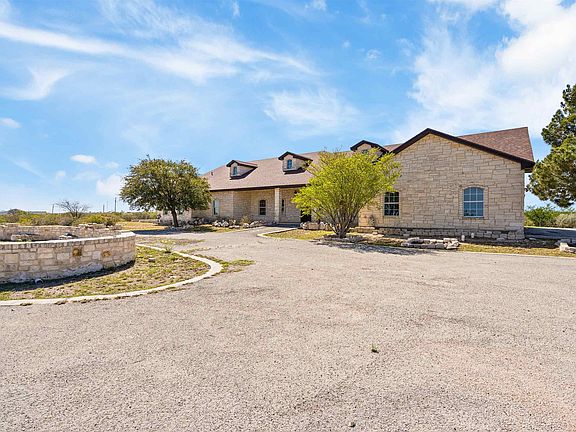 3rd image of 31 Running Deer Mdws