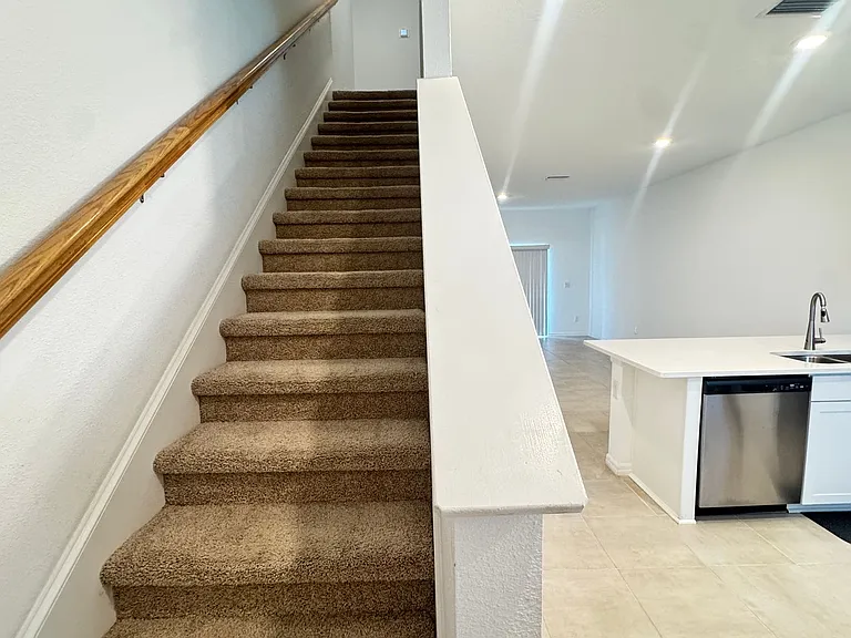 8528 Daybreak St — Photo 10