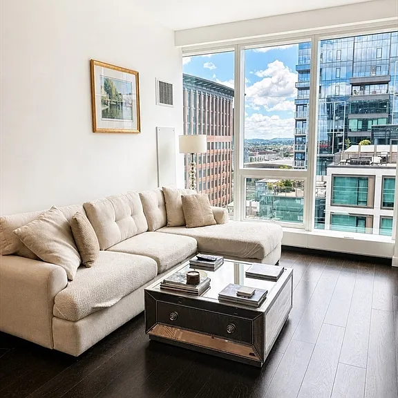 150 Seaport Blvd #20G — Photo 2