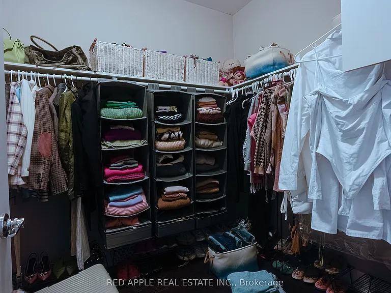 15 Dunton Ln — Photo 11