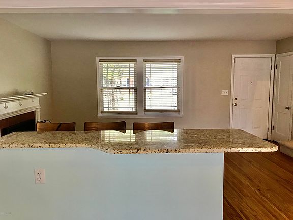 5th image of 3003 Dartmouth Ave