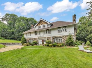 149 Central Dr APT 1, Briarcliff Manor, NY 10510