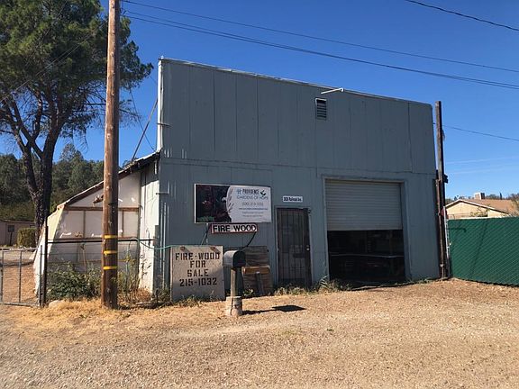 2nd image of 3654 Railroad Ave #3626