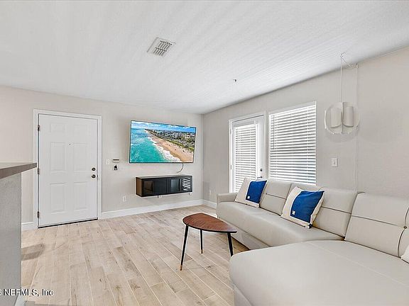 4th image of 7701 TIMBERLIN PARK Boulevard #714