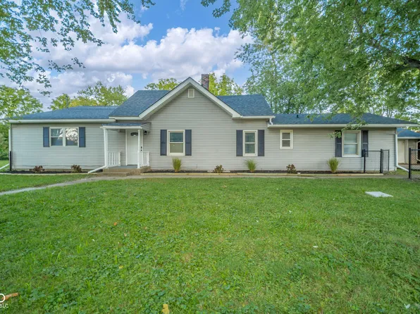 1107 Clinton Ave, Alexandria, IN 46001