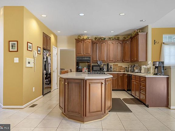 3rd image of 9063 Major Smith Ln