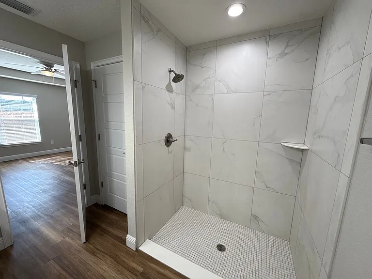 309 Locust Rd — Photo 15