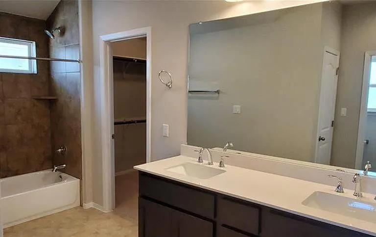 163 Heather Glen Way — Photo 7