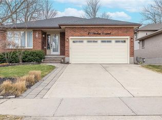 28 Peartree Cres, Guelph, ON