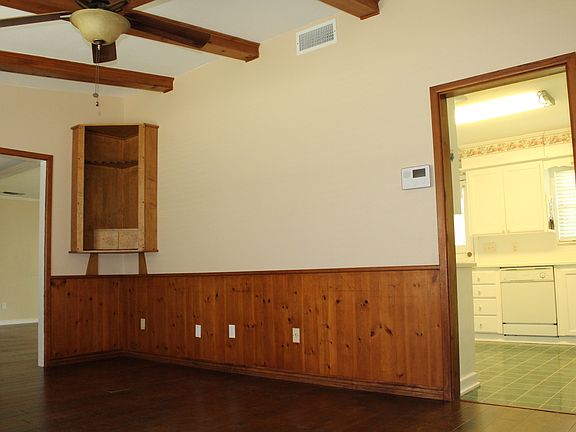 4th image of 4109 Lanark Ave