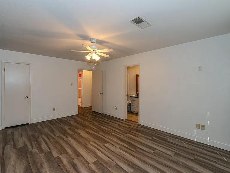 5975 Meadow Way — Photo 12