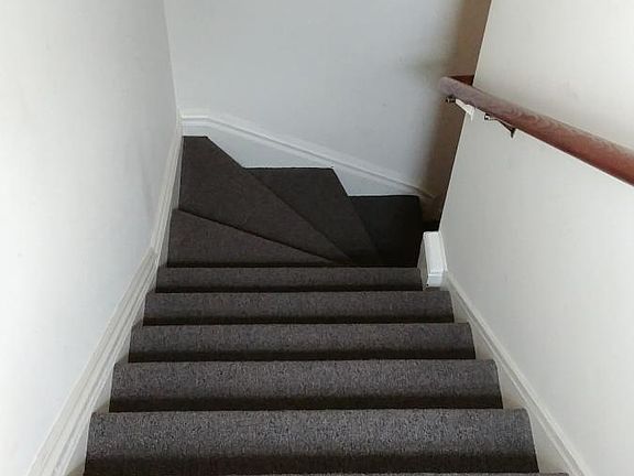 Stairwell leading to apartment