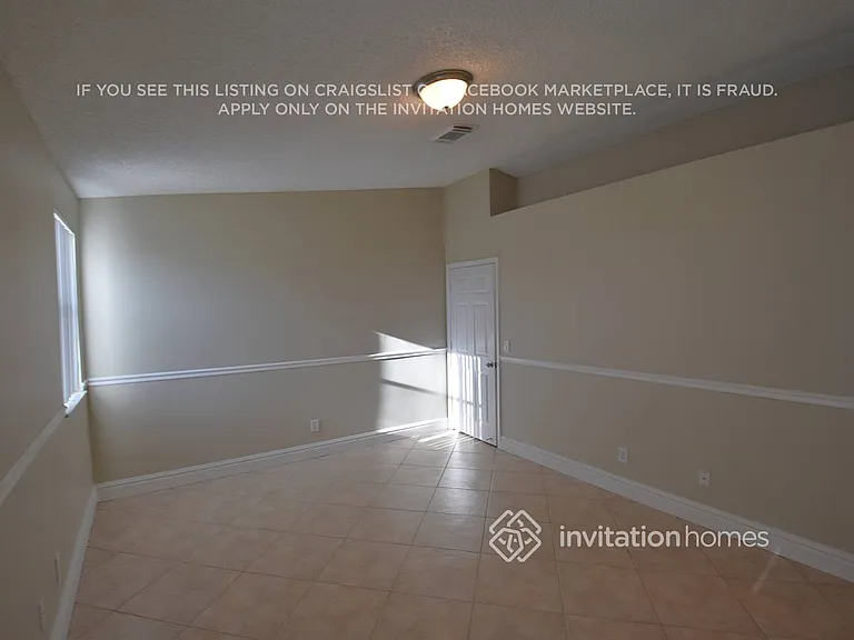 1900 NW 193rd Ave — Photo 11