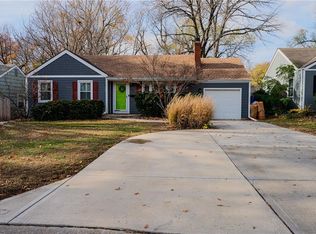 5520 Beverly Ln, Mission, KS 66202