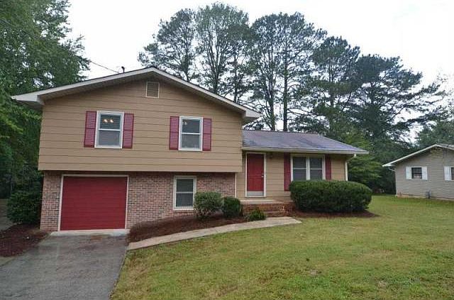 2nd image of Terrace Dr