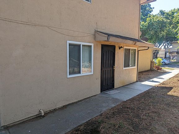2nd image of 1947 Woodglen Ln APT 2