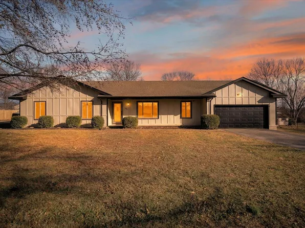 1800 S 14th Avenue, Ozark, MO 65721