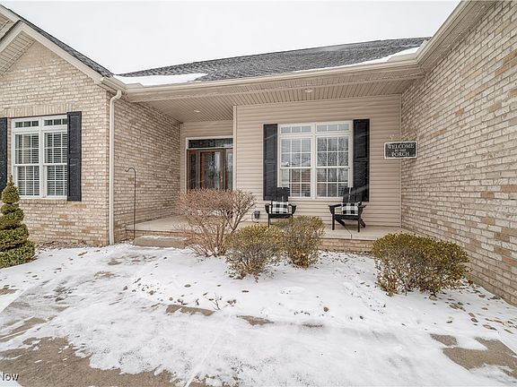 2nd image of 257 Country Club Dr SE