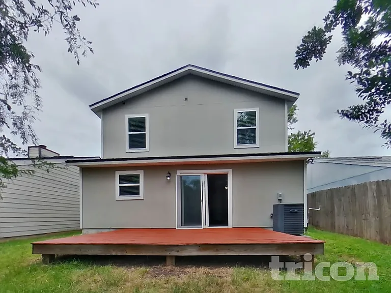 754 Libra St — Photo 15