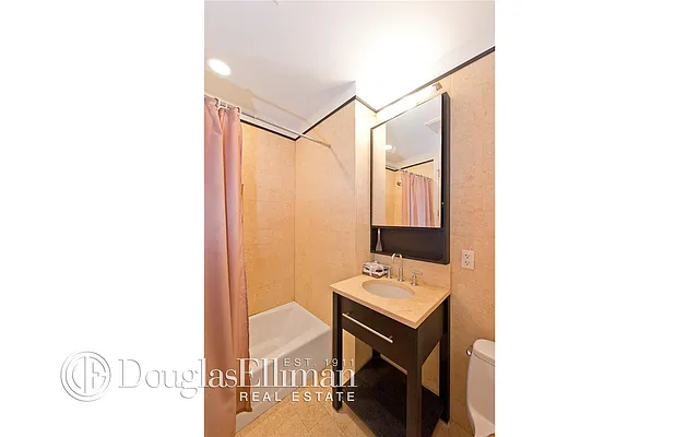 Rented by Douglas Elliman | media 25