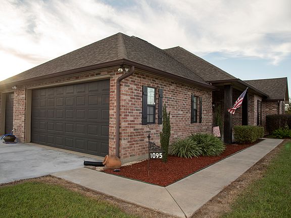 4th image of 1095 Bear Creek Cir