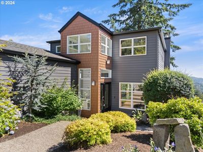 3730 SW Grover St, Portland, OR, 97221