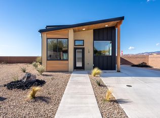 19 Black Rock Rd, Hurricane, UT 84737