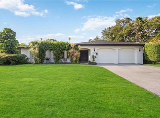462 Chevy Chase Dr, Sarasota, FL 34243