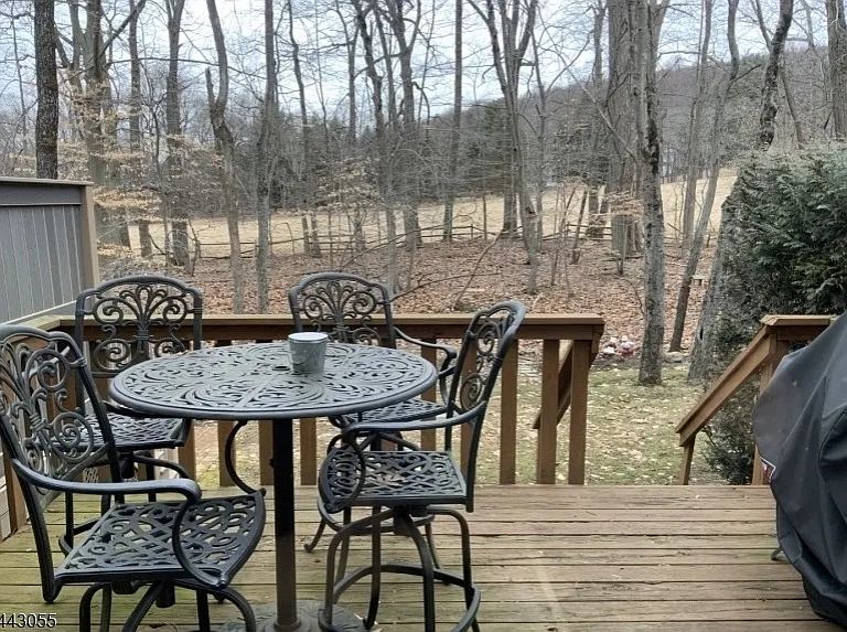48 Aberdeen Dr — Photo 6