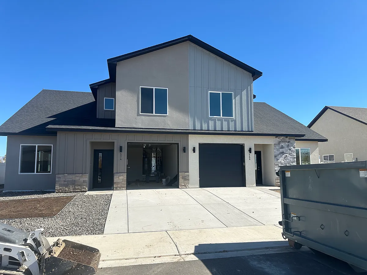 Building Photo - 566 Rose Creek Ln