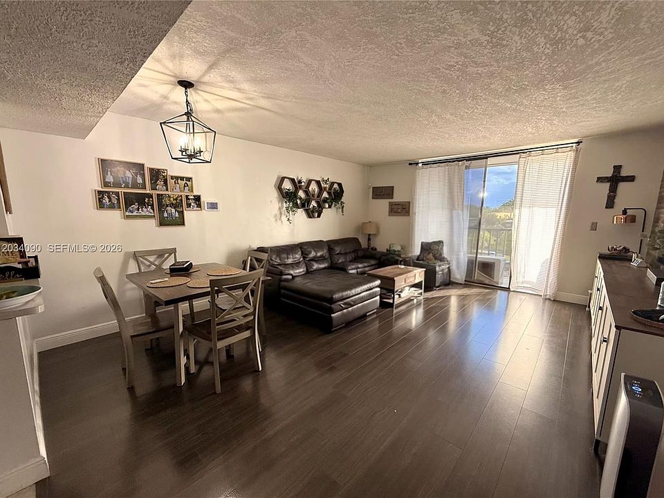 1st image of 8520 SW 133rd Avenue Rd APT 424