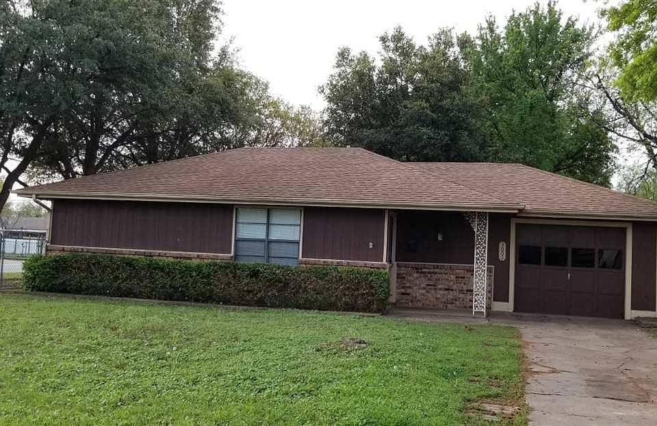 1st image of 3001 Stearns Ave