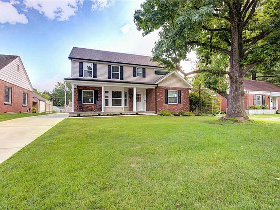 3rd image of 1220 Grandview Dr