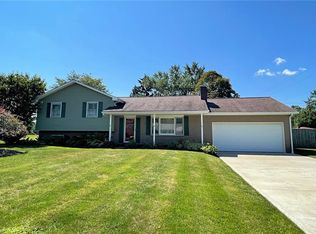 1496 Lambert St, Alliance, OH 44601