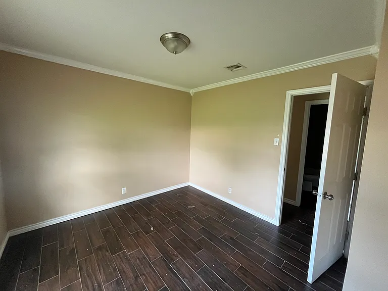 1103 Boling Brook St — Photo 5