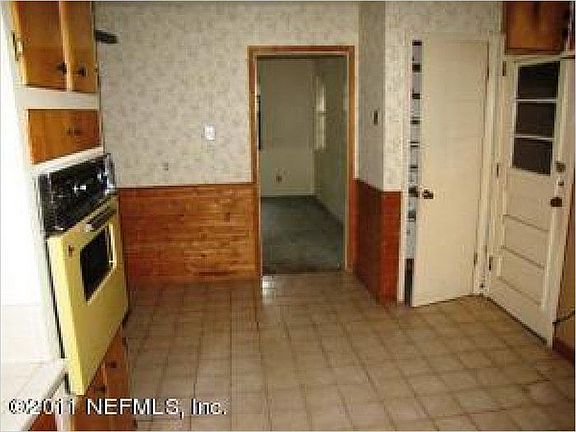 3rd image of 4393 Water Oak Ln