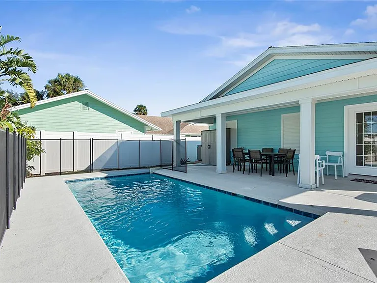 27 Malacompra Rd — Photo 4