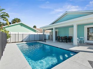 27 Malacompra Rd, Palm Coast, FL 32137