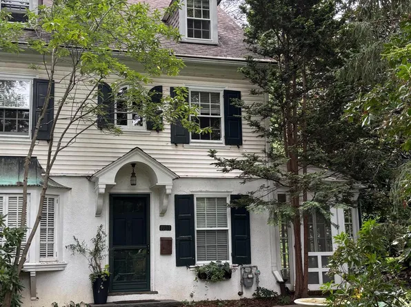 1121 Spring Grove Ave, Lancaster, PA 17603