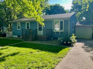1107 Gary Ave, Spirit Lake, IA 51360