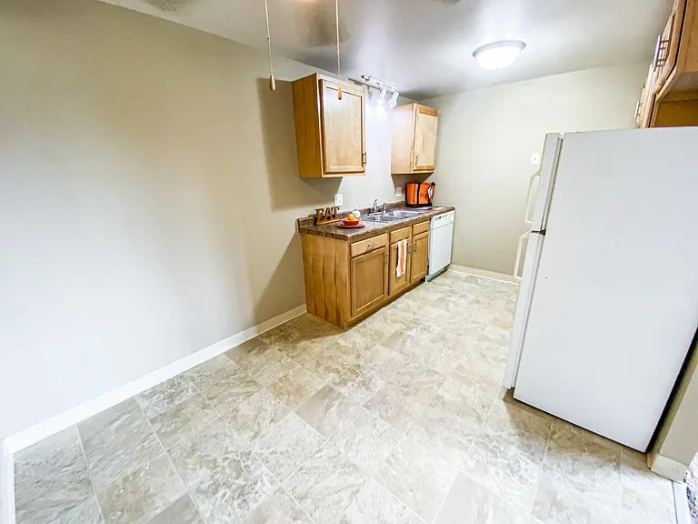 16 Capitol View Ter #4 — Photo 3