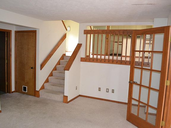 3rd image of 3500 Brook Trl SE