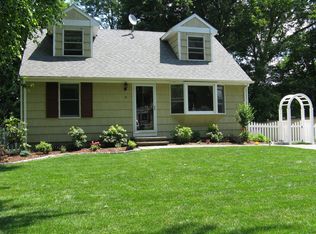 16 Sorghum Rd, Shelton, CT 06484