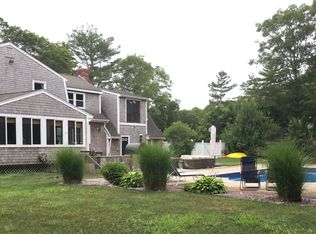 14 Rainbow Ln, Mashpee, MA 02649
