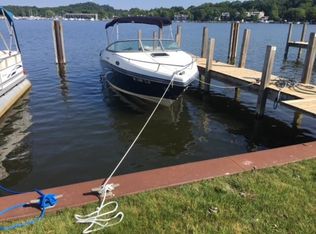 983 Lake St, Saugatuck, MI 49453