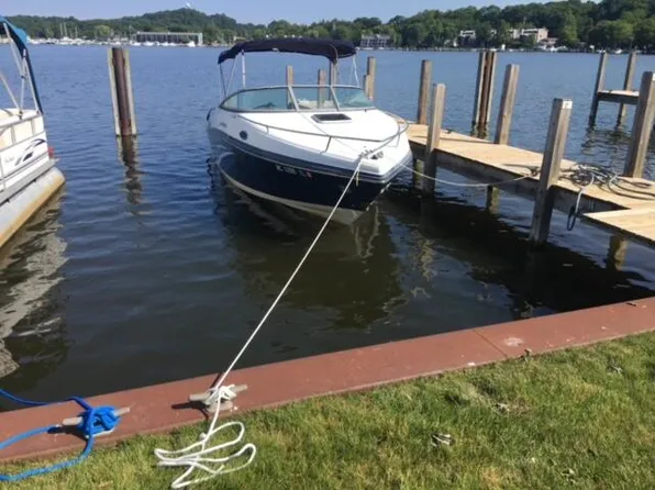 983 Lake St, Saugatuck, MI 49453