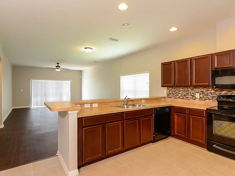 5723 White Trillium Loop — Photo 7