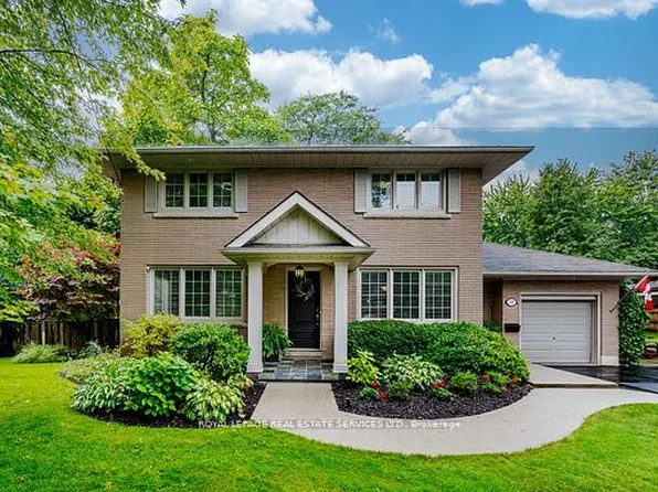 153 Elliott St, Brampton, ON L6Y 1W7