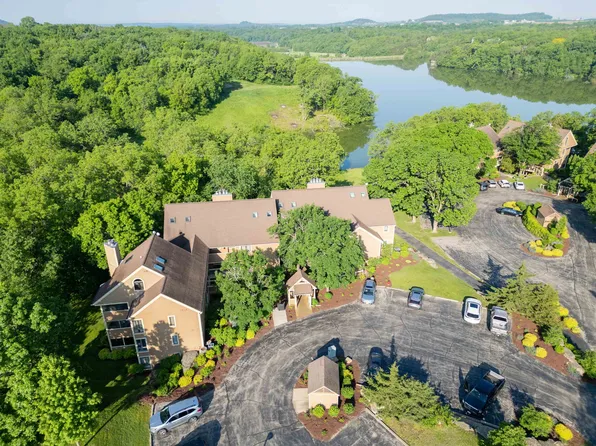 Lb3 Long Bay Point Dr, Galena, IL 61036