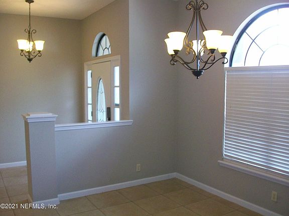 5th image of 2185 Walkers Glen Ln